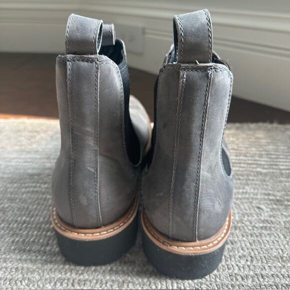 Nisolo Go-To Lug Chelsea Boot New In Box Size: 9 Color: Grey - Picture 5 of 9